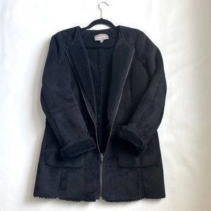 Banana Republic Faux shearling black coat round collar zip up pockets in front.M